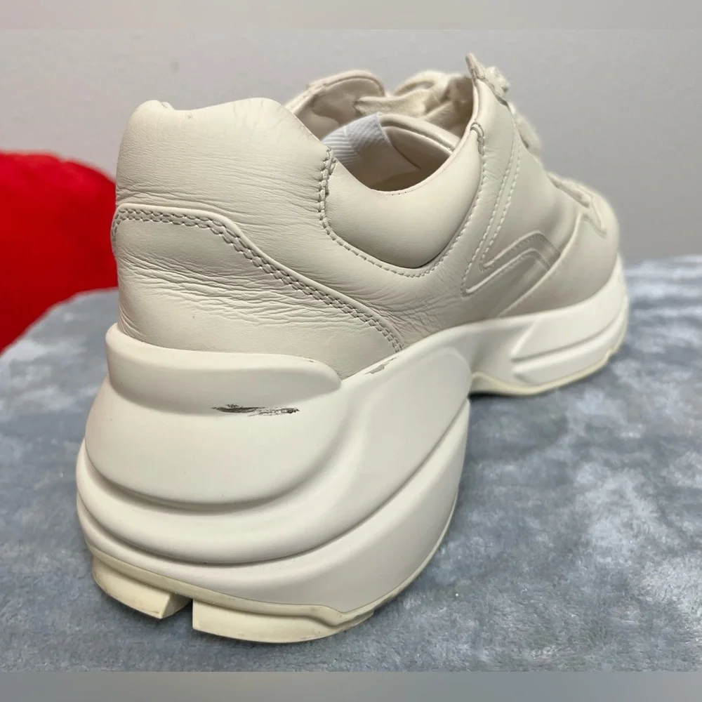 Gucci Rython Strawberry Sneakers - Picture 9 of 14